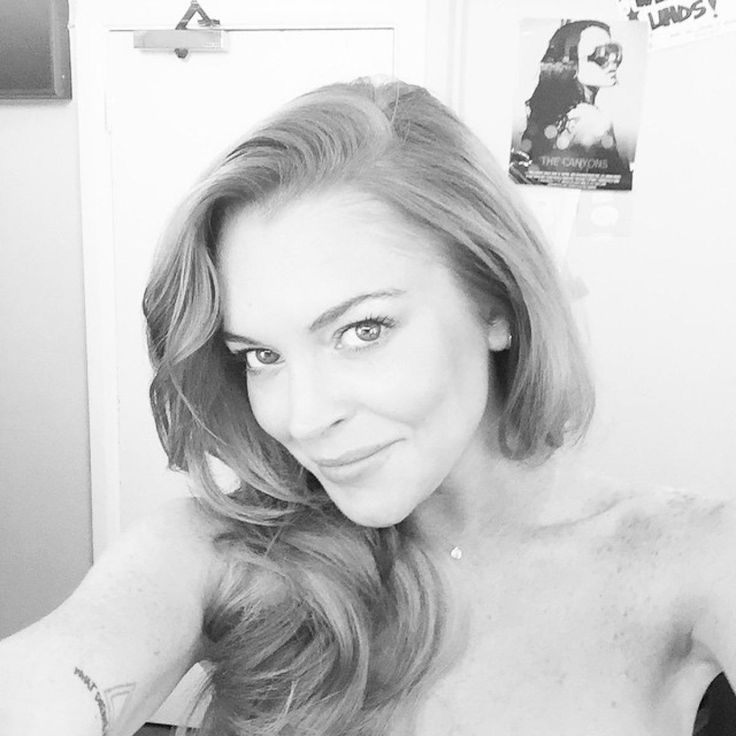 almira aceveda recommends Lindsay Lohan Naked Selfie