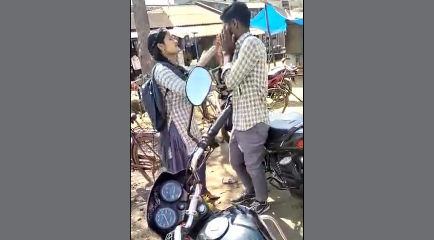 badrul naim add girl teasing in public photo