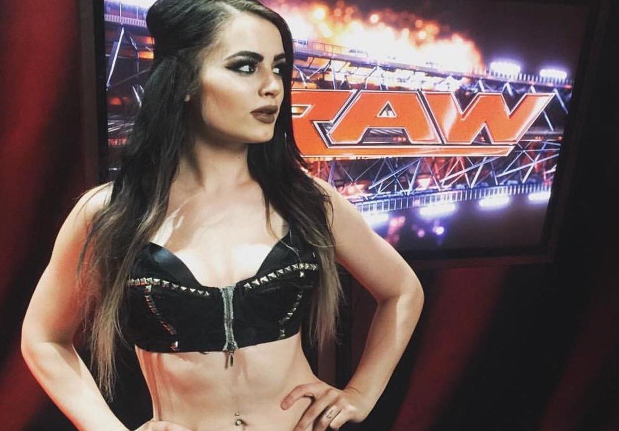 derek shouse recommends wwe paige nude leaked photos pic
