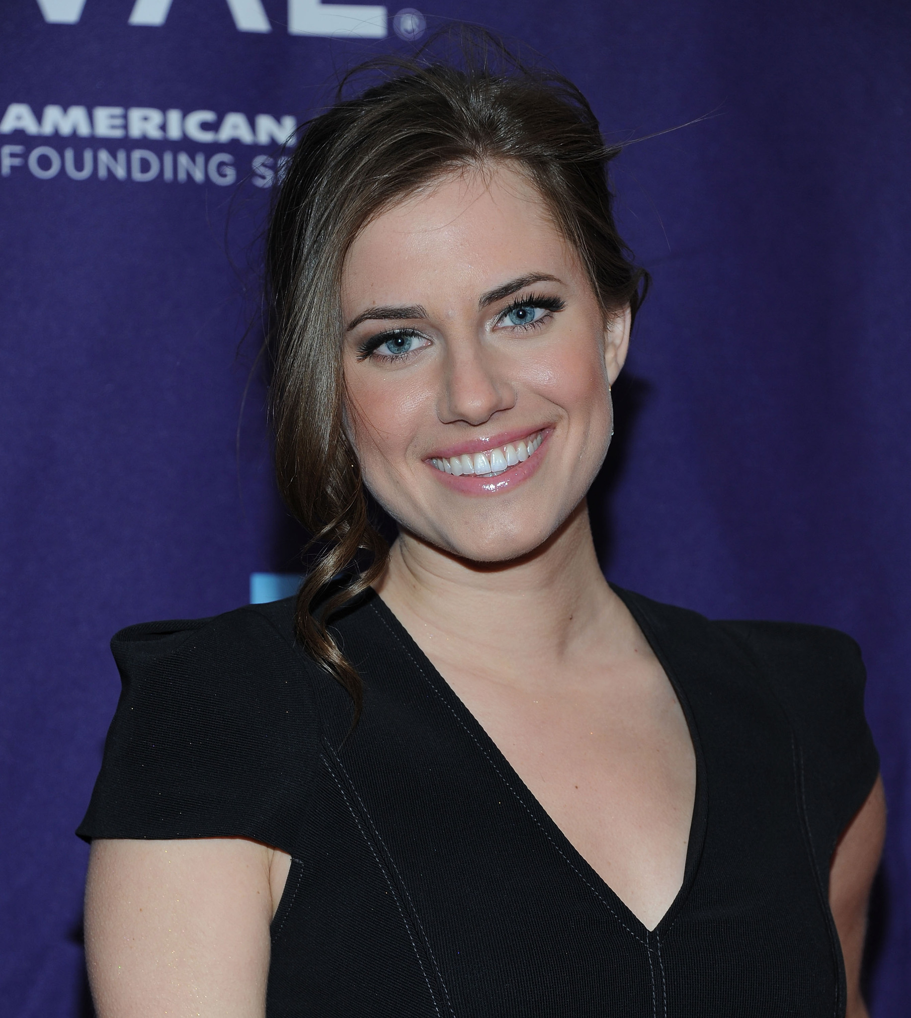 anna carhart recommends wvec reporter allison williams pic