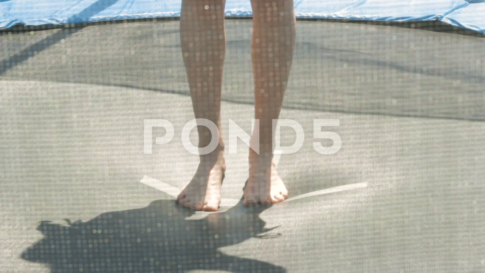 girls on trampoline naked