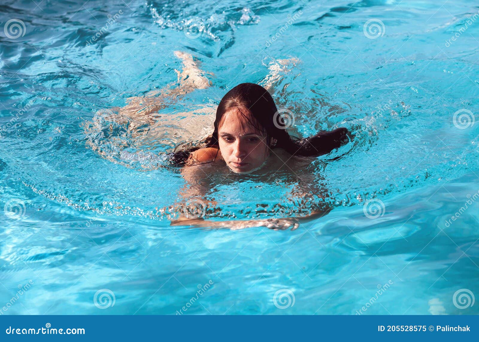 amy schilz add photo swimming in the nude