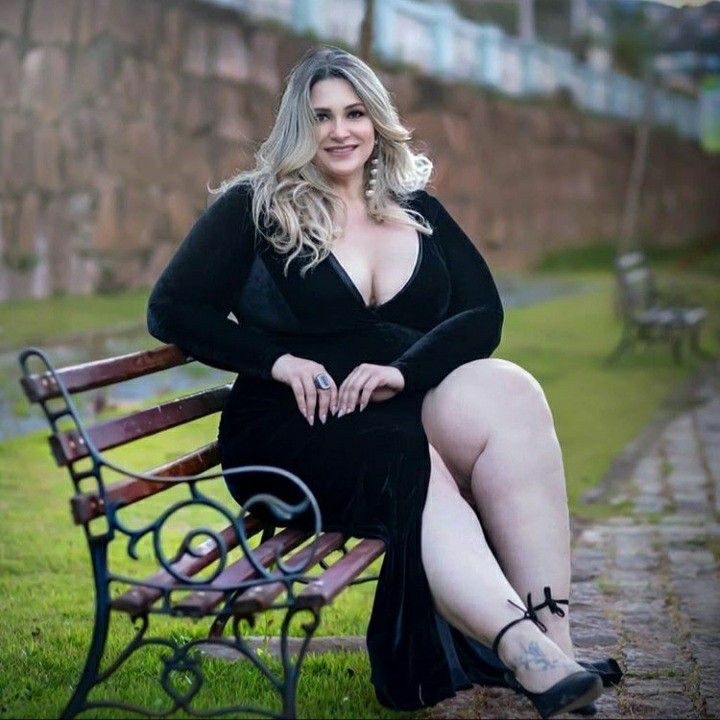 andrea j snyder recommends bbw wife goes black pic
