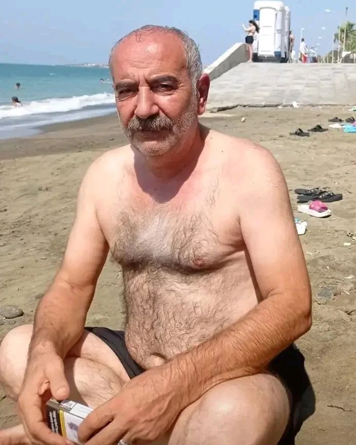 deakin gordon recommends Naked Old Men On Beach