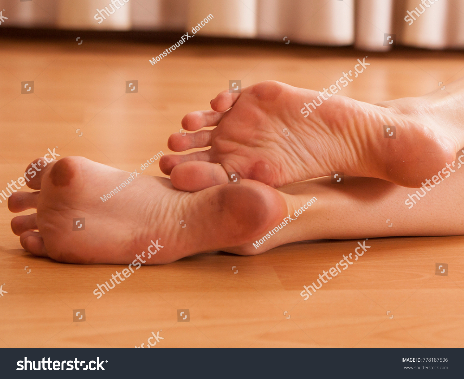 andrew mabbitt recommends mature nylon feet tumblr pic