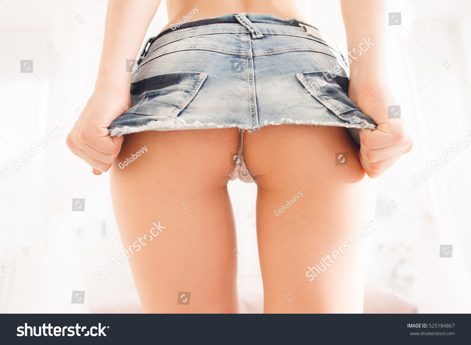 christine craig munger recommends Big Butts Up Skirt