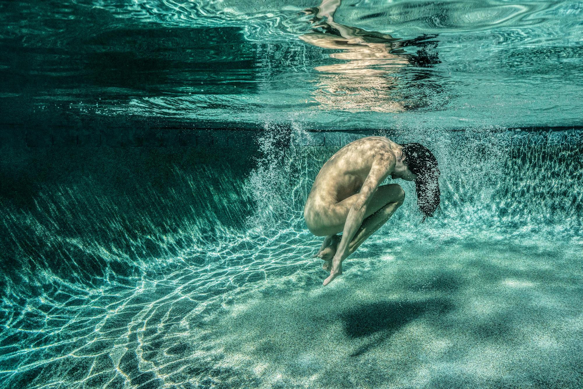 al chin add nude woman underwater photo
