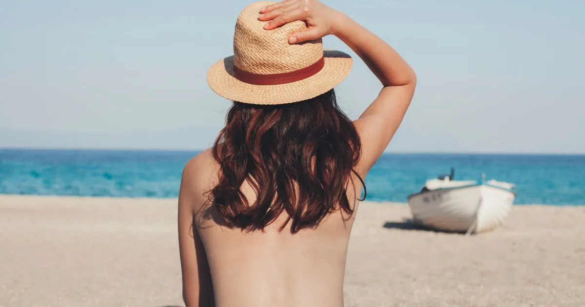 aniket pujara recommends Nude Women Walking On Beach