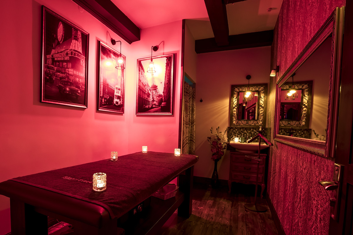 darryl mcclendon recommends Chinese Massage Parlor Chicago