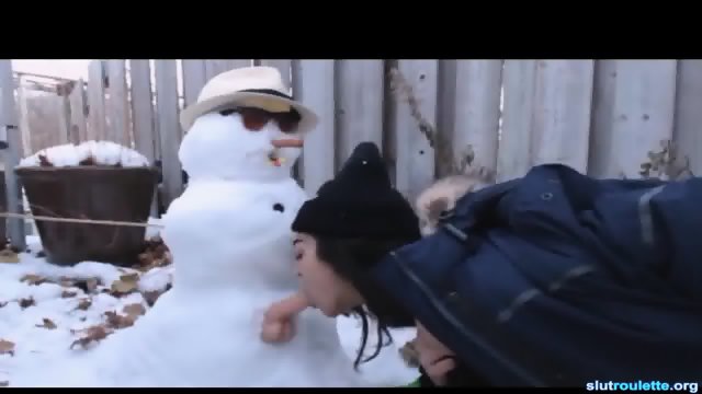 alisa henderson recommends Teen Gets Fucked By Snowman