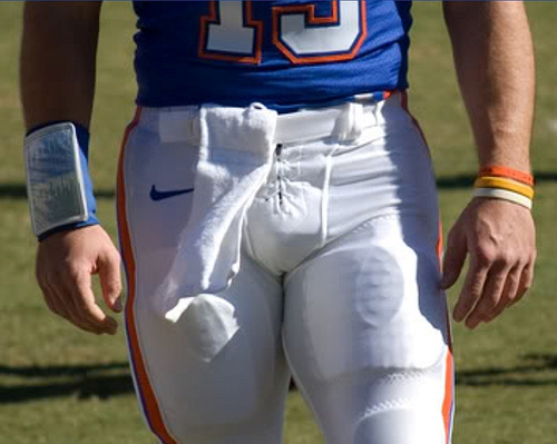 diaa hashem recommends tim tebow naked pic