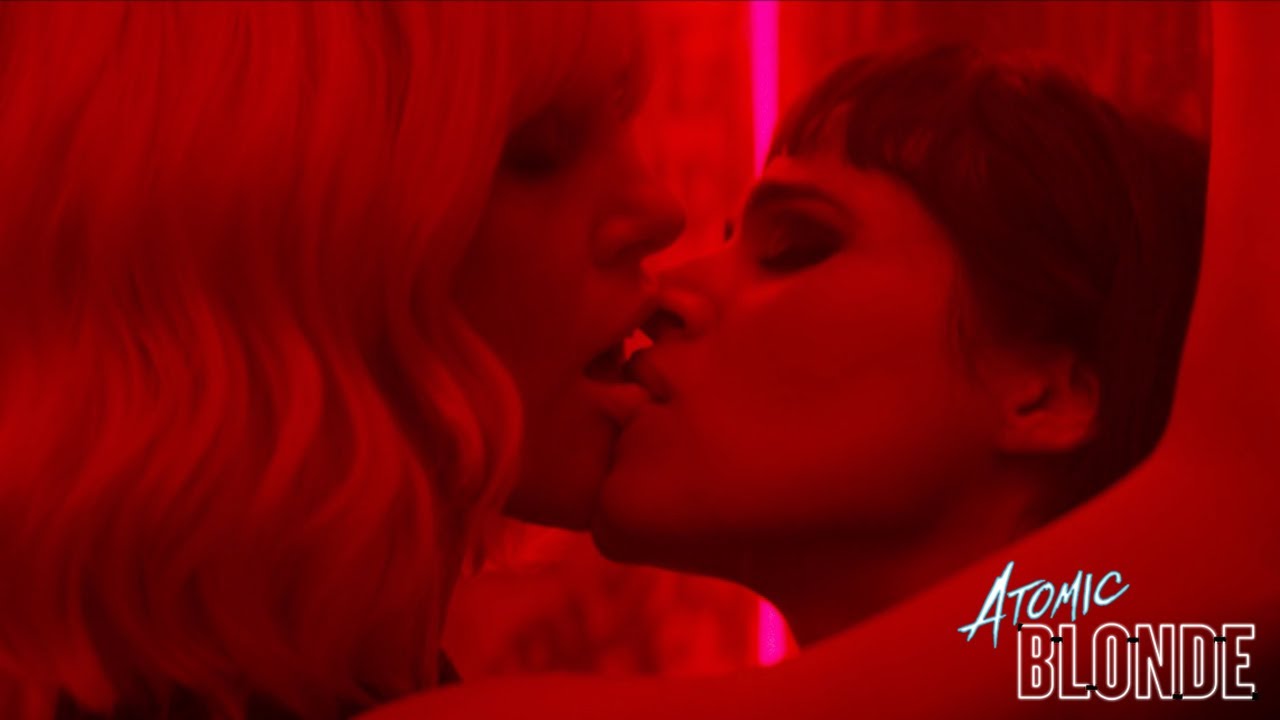andrew rienstra recommends Atomic Blonde Lesbian Scene