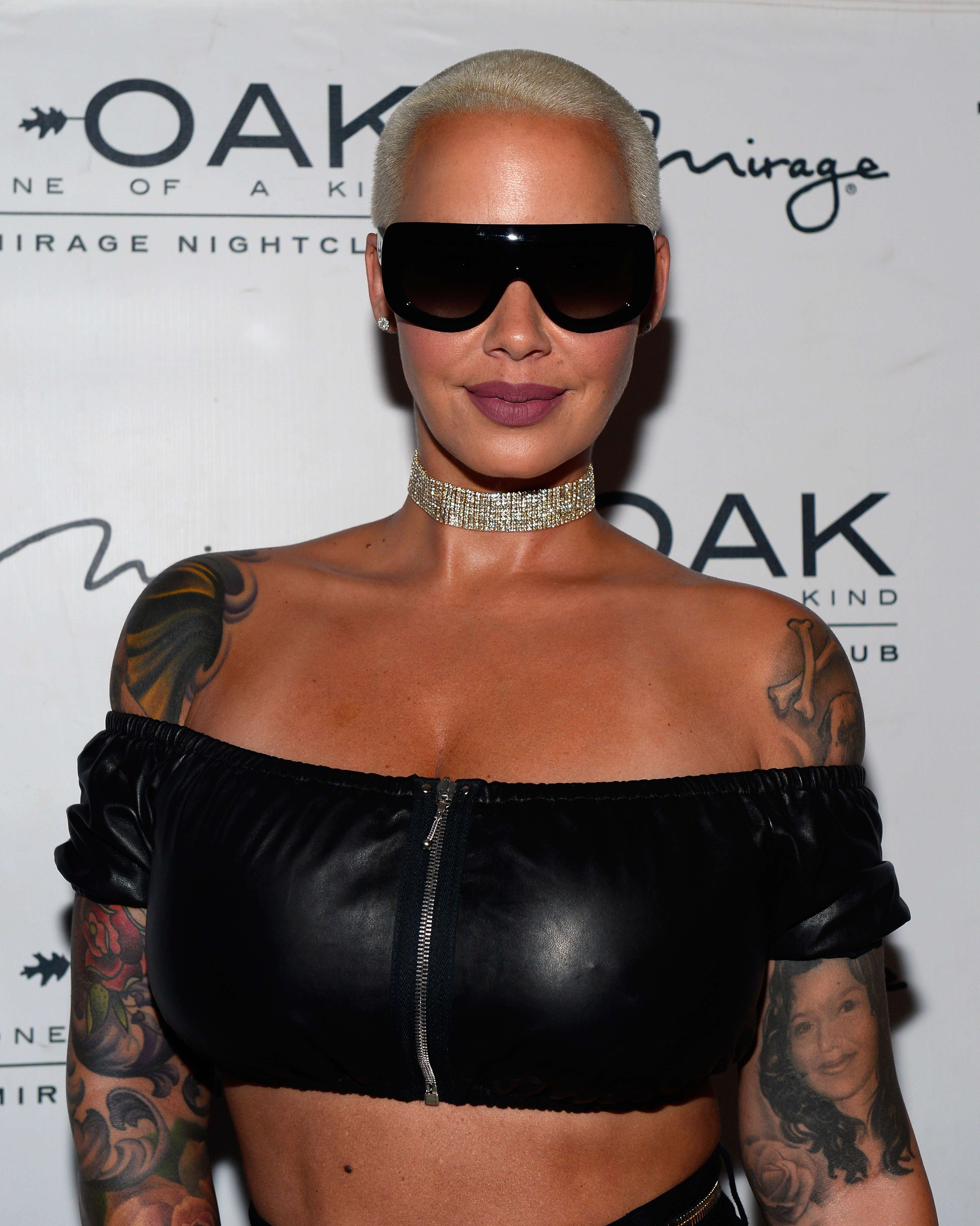 boy sunny recommends amber rose bush nude pic