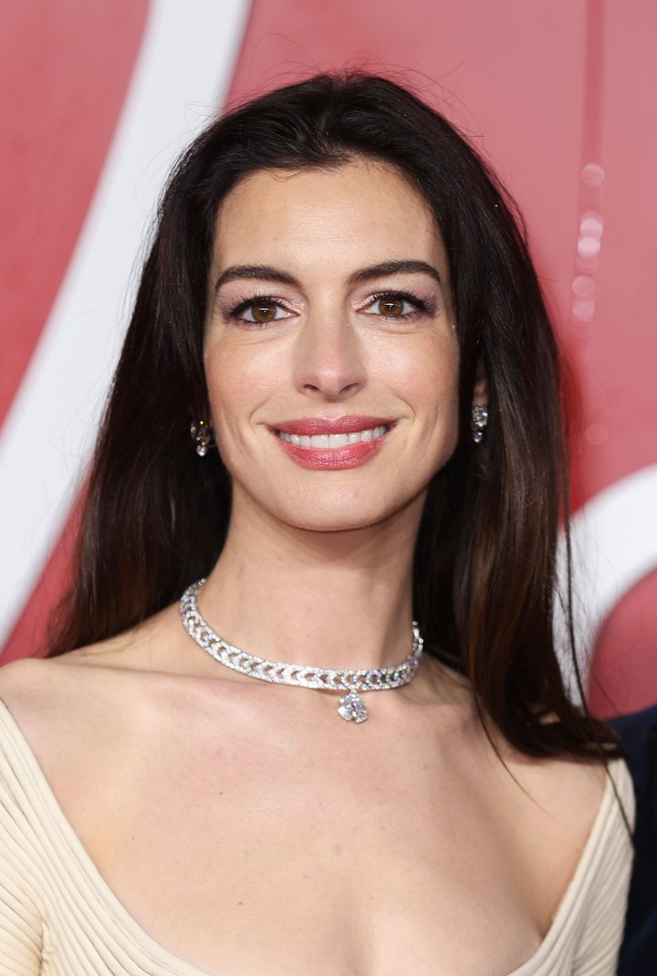 courtney mc donald recommends Anne Hathaway Sex Scandal