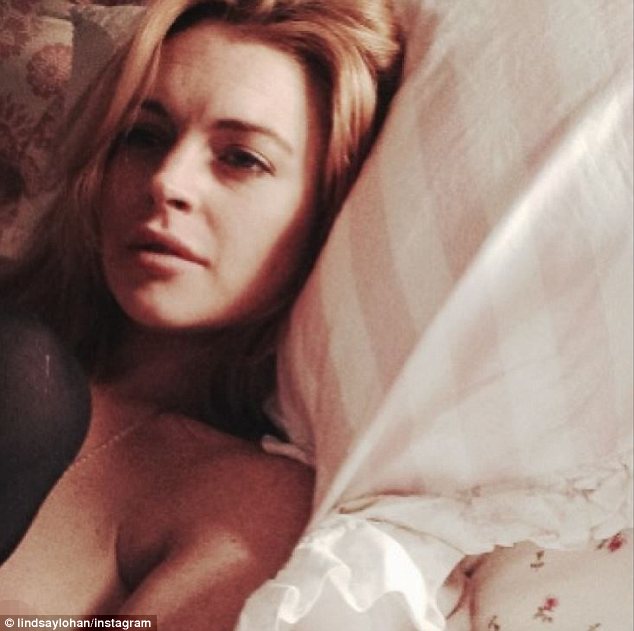 beverly fulmer recommends Lindsay Lohan Naked Selfie