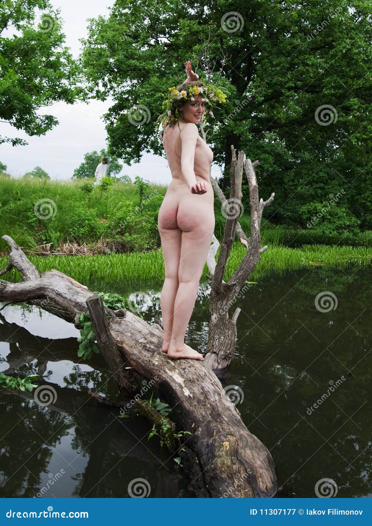 ashley harless recommends naked girls in nature pic