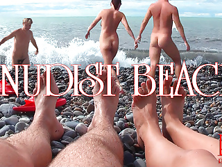 andre sistrunk recommends Cute Teen Couple Gets Intimate On The Beach Free Porn