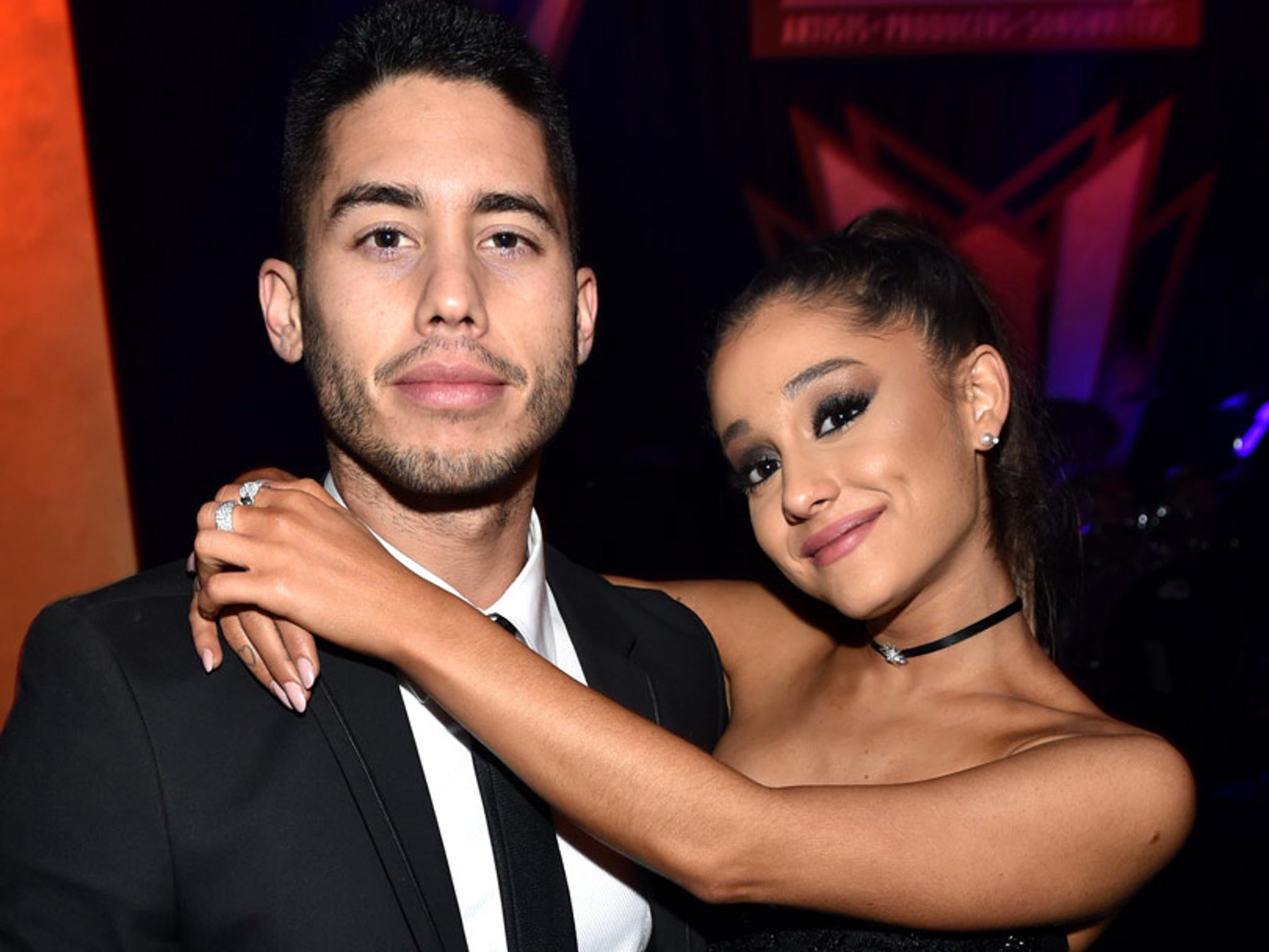 amy jamieson recommends ariana grande naked booty pic