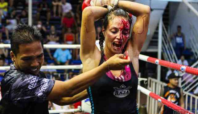 donna cortes recommends Female Fight Fan