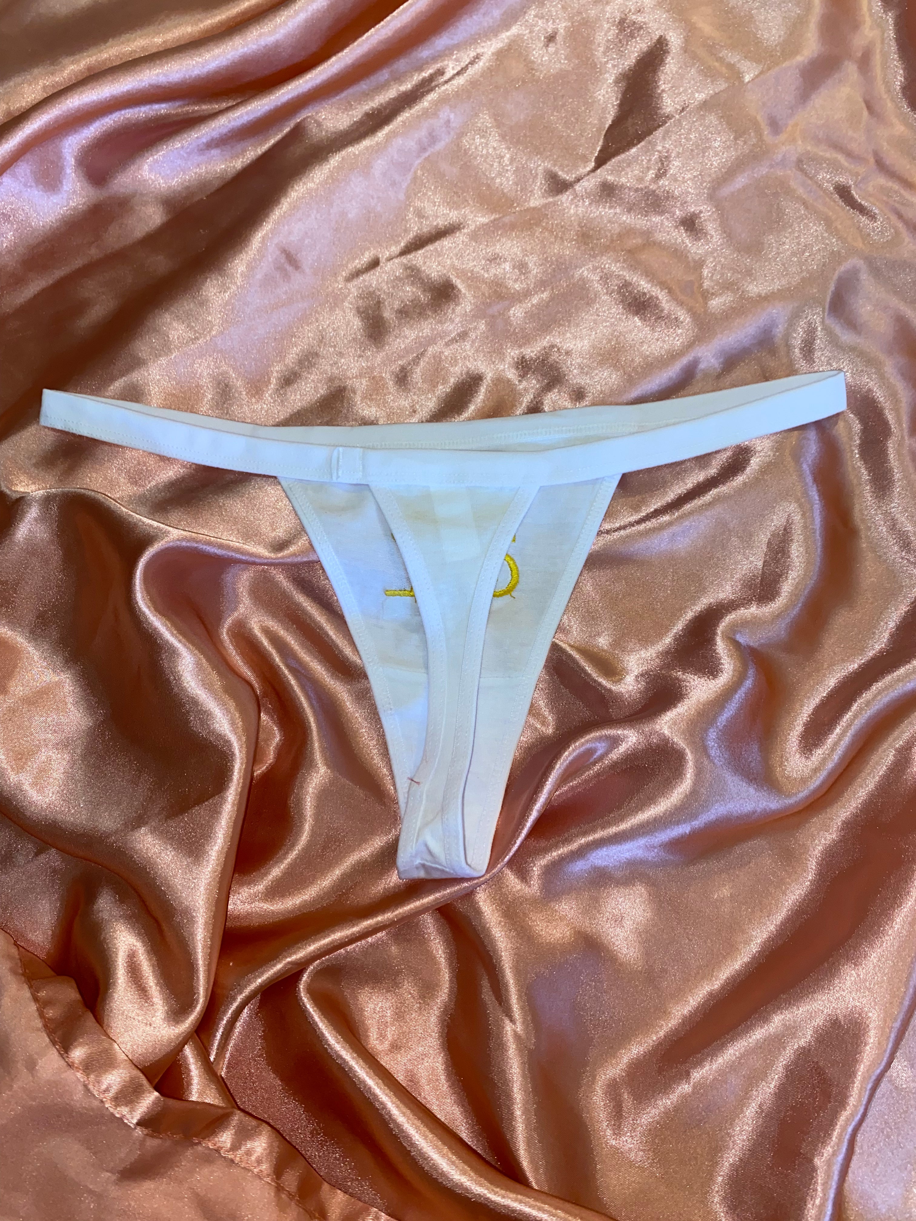 bill muszynski recommends girl pees in thong pic