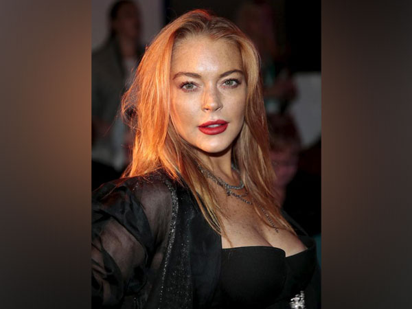 carly williams recommends lindsay lohan naked selfie pic