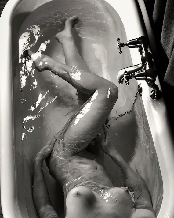 daniel masri add naked in the tub photo