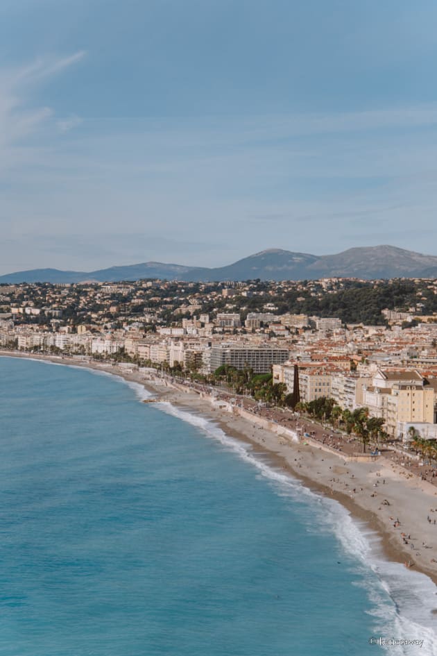 adarsh arya recommends Nice France Beach Pictures