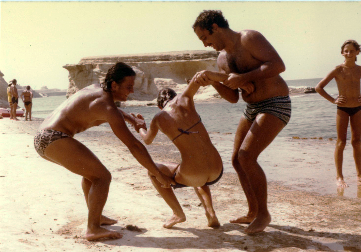 bibiana bong share nudist families around the world photos