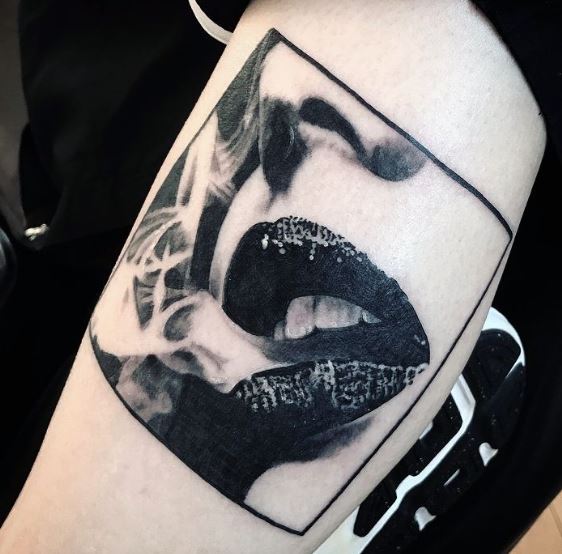 danie russell recommends Pics Of Lips Tattoos