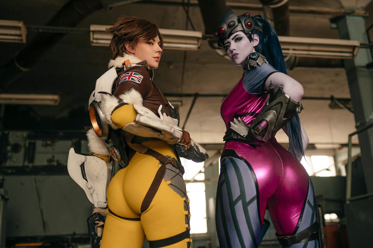 deana craig recommends Tracer Cosplay Porn